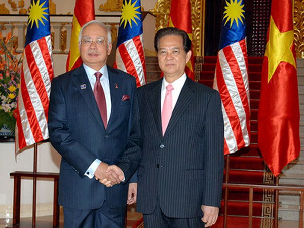 Thủ tướng Nguyễn Tấn Dũng và Thủ tướng Malaysia Najib Rajak. Ảnh: VGP
