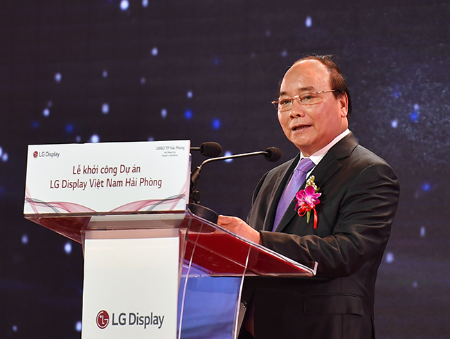 Thủ tướng tin tưởng dự án này và các dự án khác của Tập đoàn LG sẽ tạo ra tổ hợp công nghệ điện tử, CNTT lớn tại Việt Nam