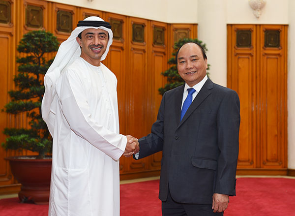 Thủ tướng Nguyễn Xuân Phúc tiếp Bộ trưởng Ngoại giao và Hợp tác Quốc tế UAE
