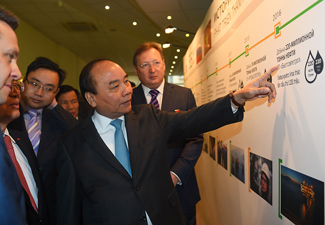 Thủ tướng Nguyễn Xuân Phúc thăm Tập đoàn Zarubezhneft