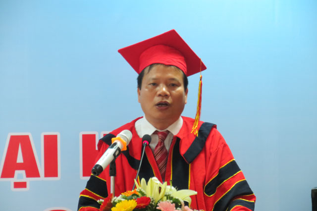 PGS.TS Đào Văn Hùng phát biểu tại buổi lễ