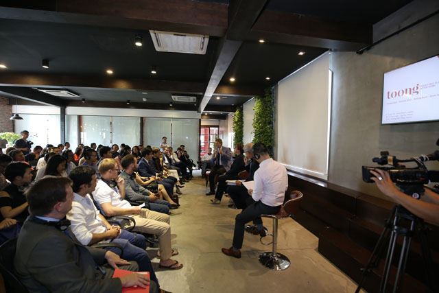 Buổi đối thoại thu hút sự tham gia của đông đảo startup Việt