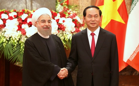 Chủ tịch nước Trần Đại Quang và Tổng thống Hassan Rouhani (Ảnh: Chinhphu.vn)