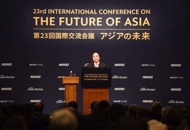 Phát biểu tại Hội nghị, Thủ tướng Nguyễn Xuân Phúc khẳng định toàn cầu hóa là xu thế tất yếu