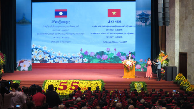 Lễ kỷ niệm 55 năm ngày thiết lập quan hệ ngoại giao Việt Nam - Lào và 40 năm ngày ký hiệp ước hữu nghị và hợp tác Việt Nam - Lào (Ảnh: K.T)