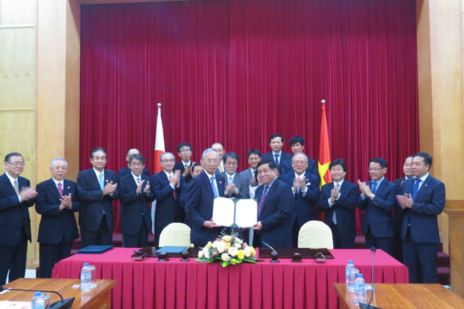 Lễ ký Biên bản ghi nhớ giữa Bộ Kế hoạch và Đầu tư với Liên đoàn kinh tế tỉnh Hokkaido