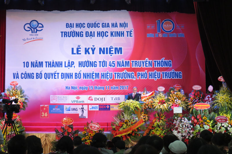Lễ kỷ niệm 10 năm thành lập Trường Đại học kinh tế - Đại học Quốc gia Hà Nội ngày 15/11