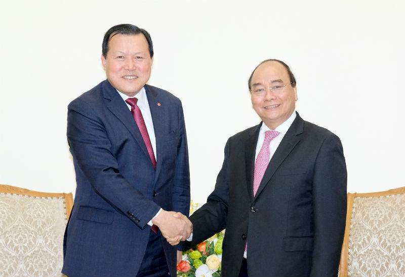 Thủ tướng Nguyễn Xuân Phúc tiếp Phó Chủ tịch Tập đoàn Lotte