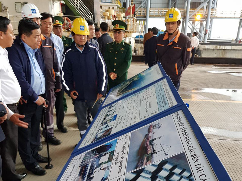 Thăm Tổ hợp công nghiệp Formosa Hà Tĩnh, Bộ trưởng Nguyễn Chí Dũng yêu cầu doanh nghiệp tuyệt đối không được chủ quan về môi trường dù đã khắc phục xong các sự cố