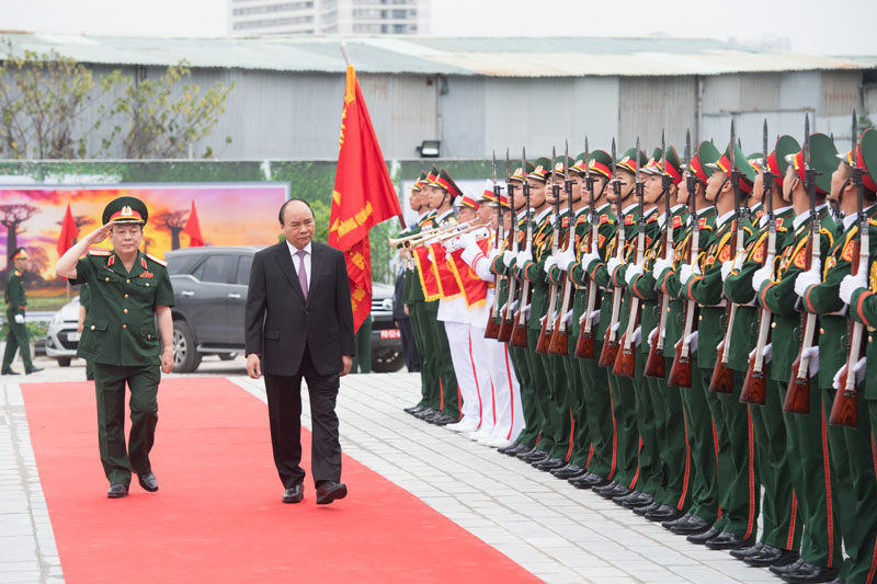 Thủ tướng Nguyễn Xuân Phúc duyệt binh trước Lễ kỷ niệm 30 năm thành lập Viettel