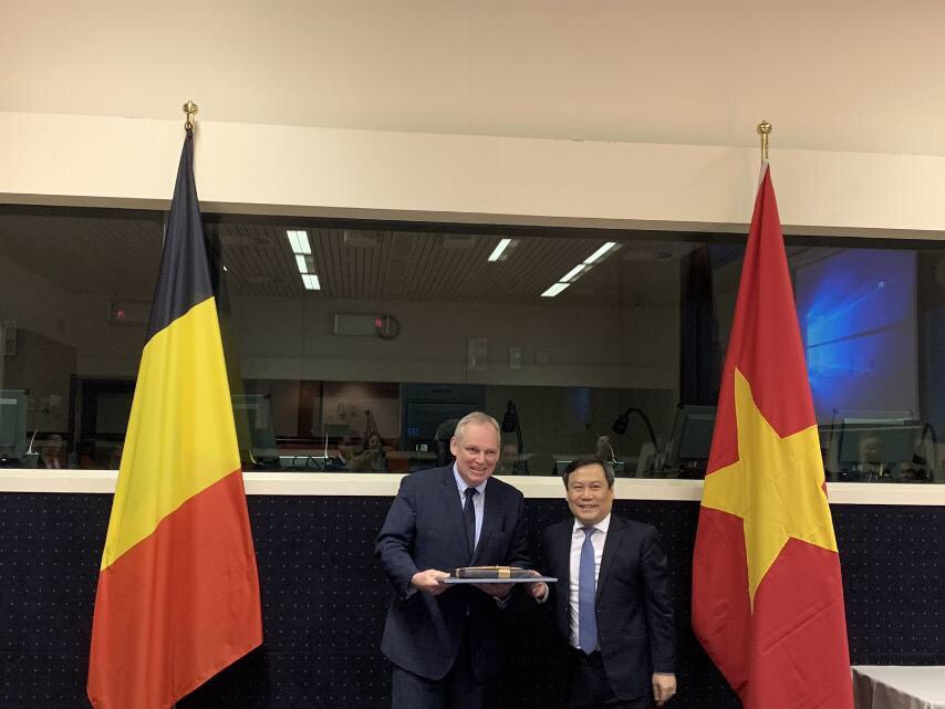 Thứ trưởng Vũ Đại Thắng và Thứ trưởng đồng chủ trì kỳ họp