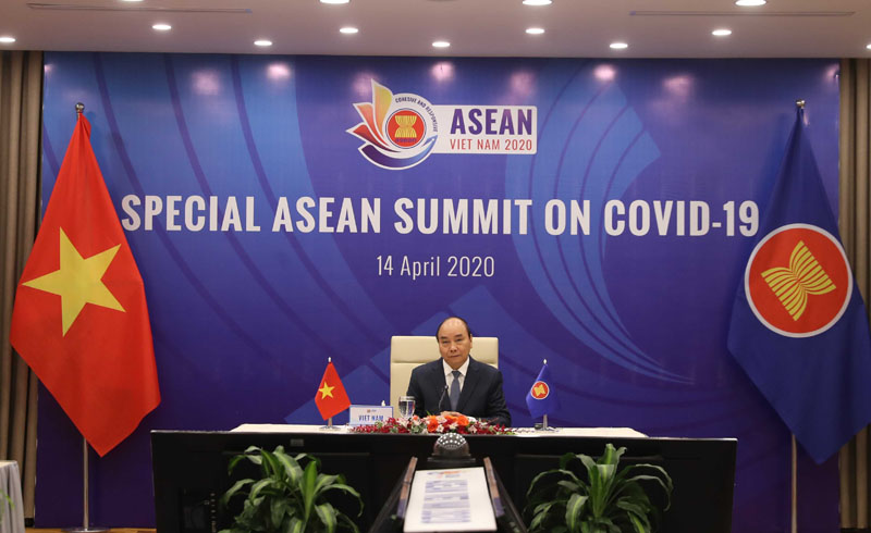 Thủ tướng Nguyễn Xuân Phúc chủ trì Hội nghị từ đầu cầu Việt Nam