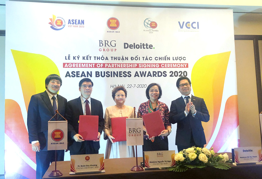 Lễ ký kết thoả thuận Đối tác chiến lược giữa BRG Group và Công ty TNHH Deloitte Việt Nam