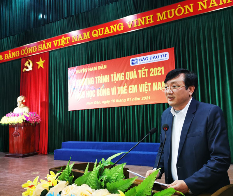 Ông Nguyễn Hồng Sơn, Chủ tịch UBND huyện Nam Đàn