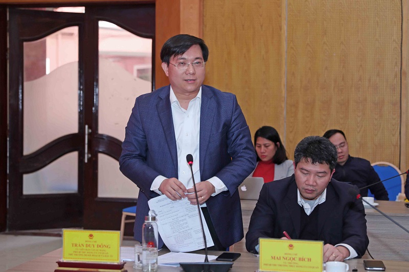 Phó Bí thư Đảng ủy Trần Duy Đông phát biểu tại Hội nghị (Ảnh: Đức Trung)