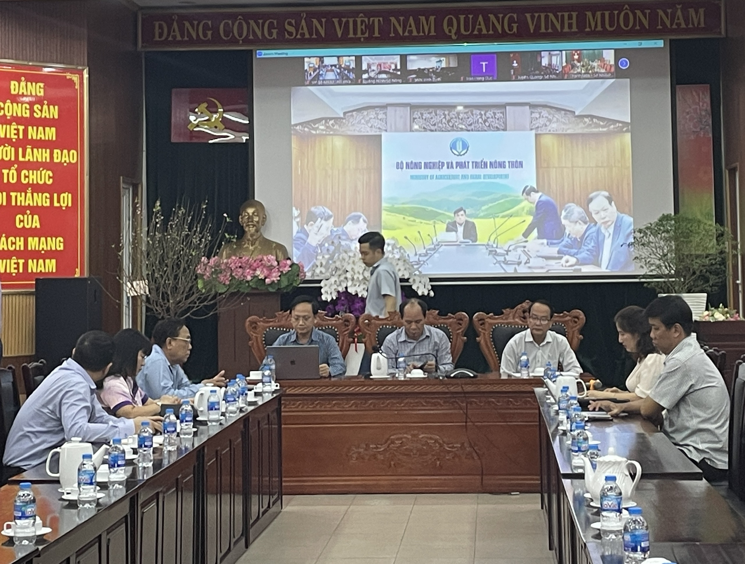 Hội nghị trực tuyến đánh giá kết quả thực hiện năm 2022, triển khai kế hoạch thực hiện năm 2023 của Tổ điều hành Diễn đàn kết nối nông sản 970 tại đầu cầu TP.HCM.