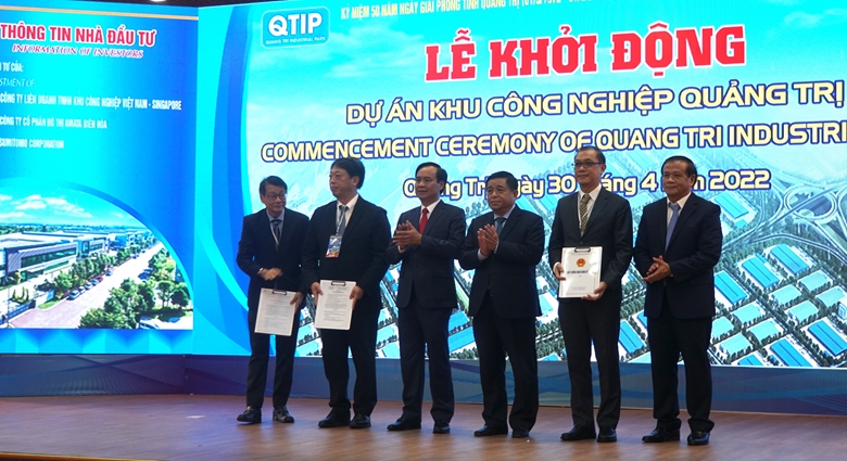 Tại sự kiện khởi động Dự án, Bộ trưởng Bộ Kế hoạch và Đầu tư Nguyễn Chí Dũng đã trao Quyết định chủ trương đầu tư vào hồi tháng 4.2022