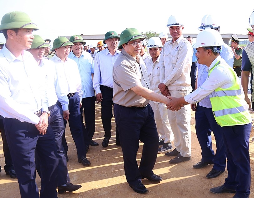 Thủ Tướng Phạm Minh Chính đã có chuyến công tác kiểm tra tiến độ thi công Dự án tại Hà Tĩnh vào ngày 1/5