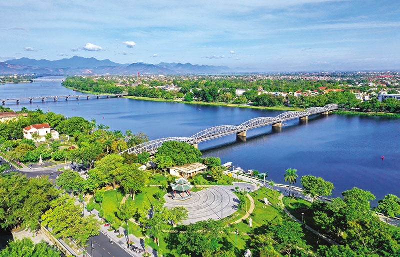 Thừa Thiên Huế đang ra sức đồng lòng quyết tâm đưa tỉnh lên TP trực thuộc Trung ương vào 2030