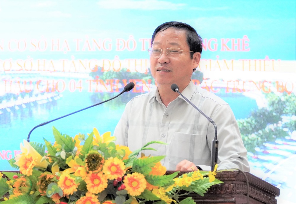 Chủ tịch UBND Huyện Hương Khê phát biểu tại Hội nghị