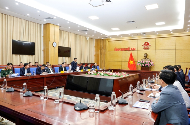 UBND tỉnh Nghệ An đã có buổi làm việc với Đoàn công tác của Tổng Công ty Cảng Hàng không Việt Nam vào ngày 27.2