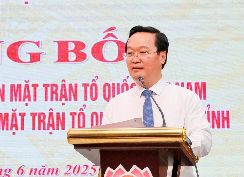 Bí thư Tỉnh uỷ Nghệ An phát biểu chỉ đạo tại Lễ công bố (1)