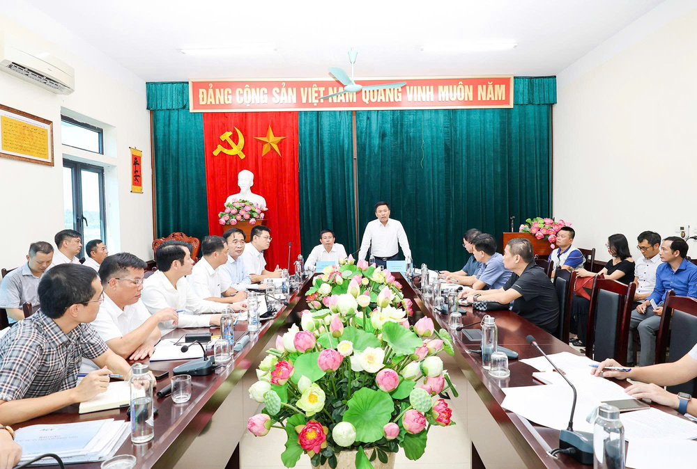 Toàn cảnh buổi làm việc