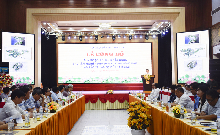 Quang cảnh Lễ công bố