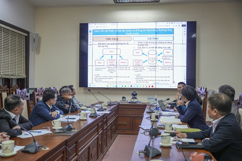 Các chuyên gia đến từ Osaka, Nhật Bản giới thiệu về các chương trình hợp tác