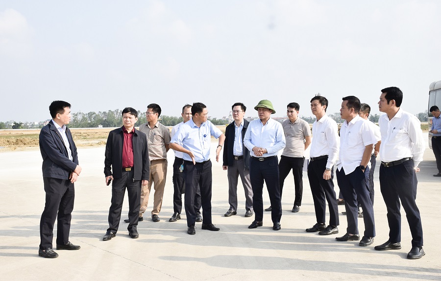 Nghệ An kiểm tra tiến độ các Dự án tại Sân bay Vinh trước ngày vận hành