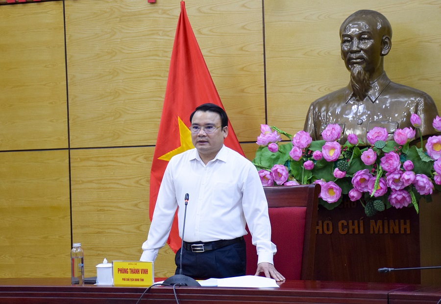 Ph&oacute; chủ tịch Ph&ugrave;ng Th&agrave;nh Vinh kết luận tại buổi l&agrave;m việc