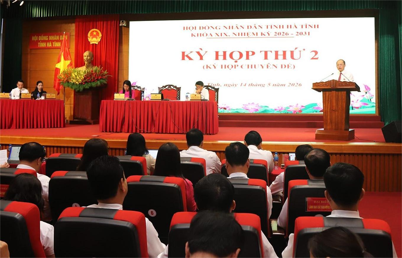 Tại kỳ họp