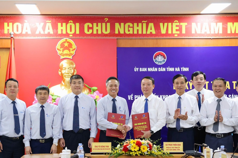 Hai b&ecirc;n k&yacute; kết thỏa thuận hợp t&aacute;c