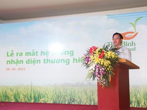 Chủ tịch HĐQT, Tổng giám đốc Tổng công ty giống cây trồng Thái Bình Trần Mạnh Báo giới thiệu ra mắt  thương hiệu mới