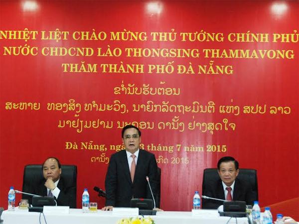 Thủ tướng Chính phủ Lào Thongsing Thamavong cảm ơn TP Đà Nẵng vì đã giúp đỡ, đào tạo nguồn nhân lực chất lượng cao cho Lào.