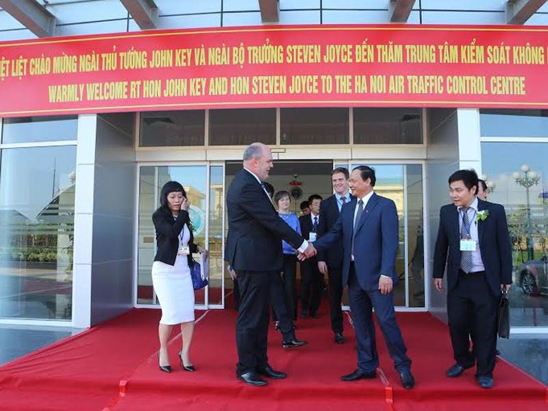 ớng New Zealand thăm Trung tâm Kiểm soát không lưu Việt Nam