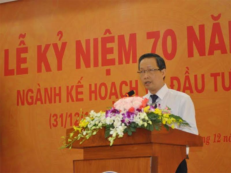 ông Nguyễn Trúc Sơn, GĐ Sở KH-ĐT ôn lại truyền thống của ngành