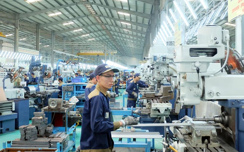 Dây chuyền sản xuất hiện đại của Khu phức hợp ô tô Trường Hải tại KKT mở Chu Lai (Quảng Nam)