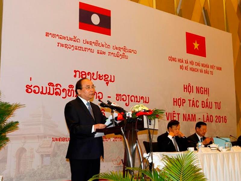 Phó Thủ tướng Việt Nam Nguyễn Xuân Phúc phát biểu chỉ đạo tại Hội nghị.