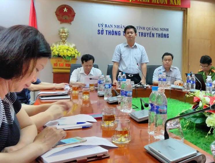 Ông Lê Quang Tùng, Phó Chủ tịch UBND tỉnh Quảng Ninh chủ trì buổi họp báo.