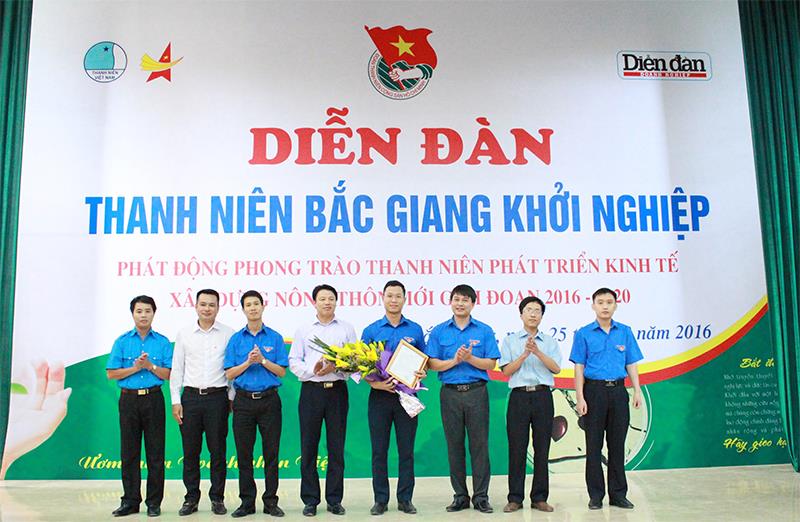Ra mắt CLB Hỗ trợ thanh niên khởi nghiệp tỉnh Bắc Giang.