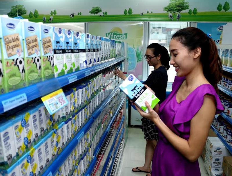Từ tháng 10/2016, khách hàng của Vinamilk ngoài việc mua hàng tại các cửa hàng truyền thống còn có thêm kênh mua hàng trang thương mại điện tử Giấc mơ sữa Việt nhanh chóng và thuận tiện hơn.