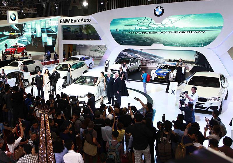 Gian hàng BMW với chủ đề “Định hướng tương lai”