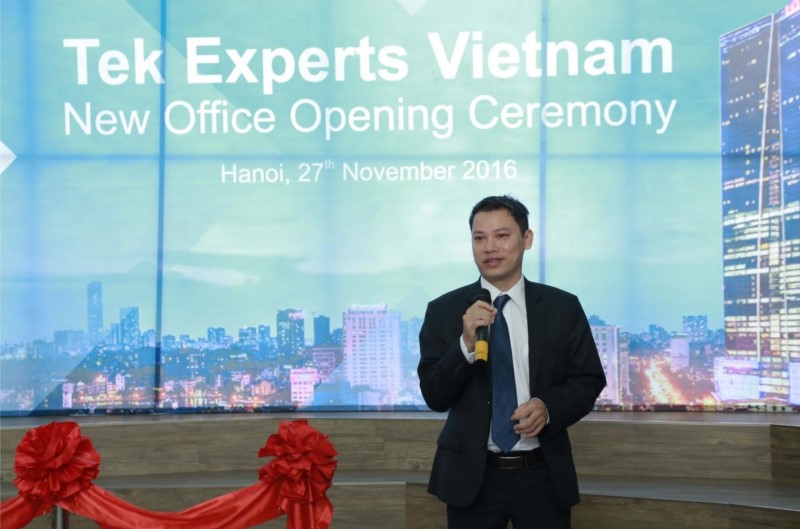 Ông Nguyễn Mạnh Tường, Tổng Giám đốc Tek Experts Việt Nam chia sẻ tại Lễ khai trương văn phòng sáng nay.