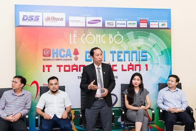 Ông Vũ Anh Tuấn, Tổng thư kí HCA phát động cuộc thi Tennis IT 2016.