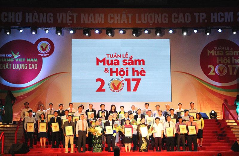 44 doanh nghiệp đầu tiên đạt yêu cầu của Bộ tiêu chí Hàng Việt Nam chất lượng cao chuẩn hội nhập.