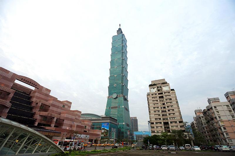 Đài Bắc còn được biết đến với tòa tháp 101, một trong những tòa tháp cao nhất thế giới và cũng là niềm tự hào của người dân Đài Loan.