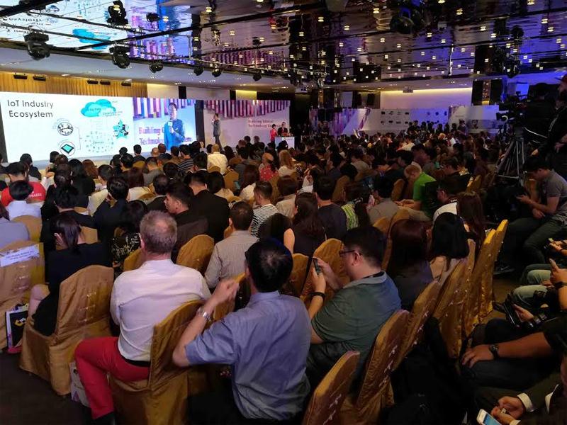 Gần 500 nhà báo quốc tế tham gia đưa tin về Computech Taipei 2017.