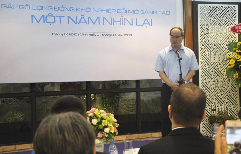 Ông Nguyễn Thiện Nhân, Bí thư TP.HCM đưa ra 03 cam kết tại Lễ kỷ niệm 1 năm thành lập SIHUB. Ảnh: Hồng Phúc