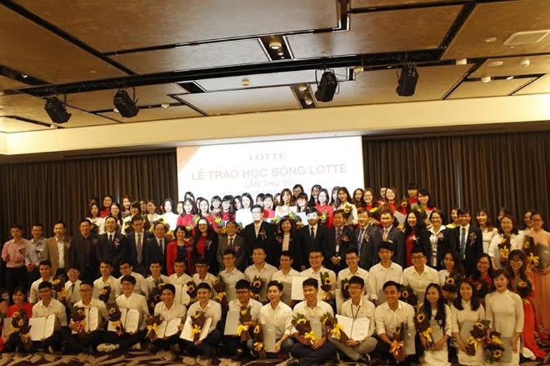 78 sinh viên Việt Nam đã nhận học bổng từ Lotte.